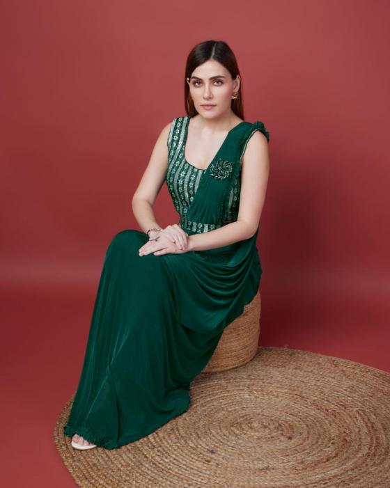 AMOHA-D.NO-101114-IMOPORTED-FABRIC-WITH-WITH-FRILL-BORDER-FUR-BONDIND-WITH-STRUCTURE-SAREE-AND-BLOUSE-READY-TO-WEAR-CATLOG-2