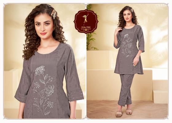 FOUR-ROSES-PURE-ROMAN-SILK-SOLID-WIH-EMBROIDERY-AND-KHATL-HANDWORK-AND-VORTEX-COTTON-SOLID-12