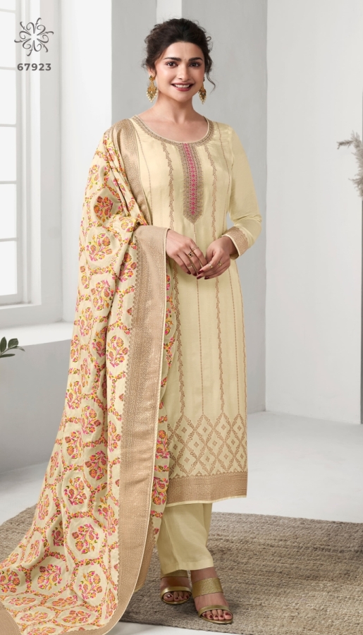 KULLESH-SANAYA-2-EMBROIDERD-MACHLIN-NJACQAURD-WITH-FLAT-ZARI-TOP-MACHLIN-7