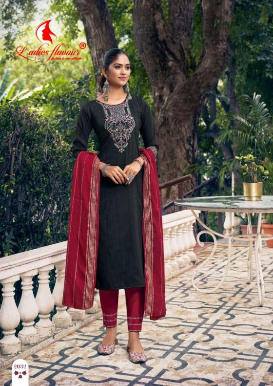 LADIES-FLAVOUR-PARAMPARA-2-HEAVY-CHINON-WITH-EMBROIDERY-SEQUENCE-WORK-AND-CHANDERI-VISCOSE-WEAVING-DUPATTA-BEAUTIFUL-KURTI-CATALOGUE-8