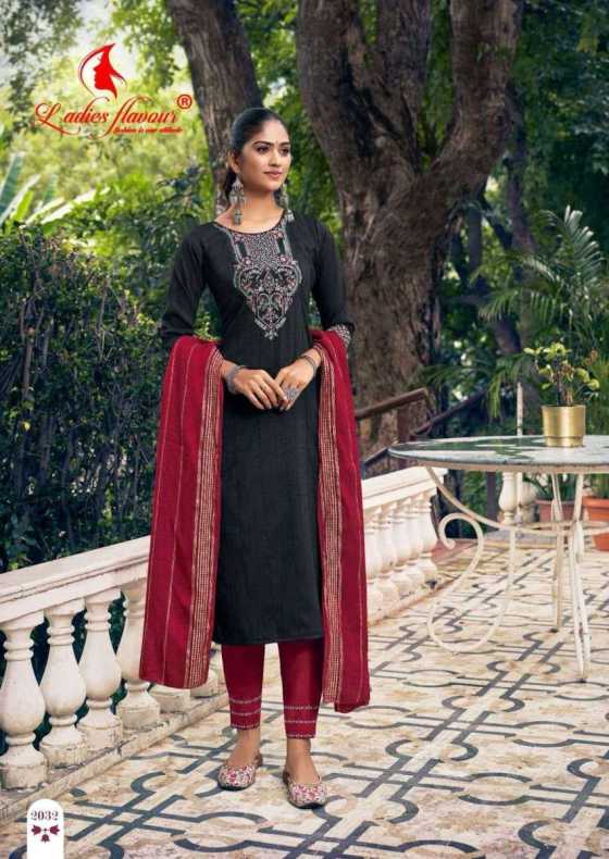 LADIES-FLAVOUR-PARMPARA-2-HEAVY-CHINON-WITH-EMBROIDERY-SEQUNCE-WORK-KURTI-PANT-DUPATTA-CATALOGUE-3