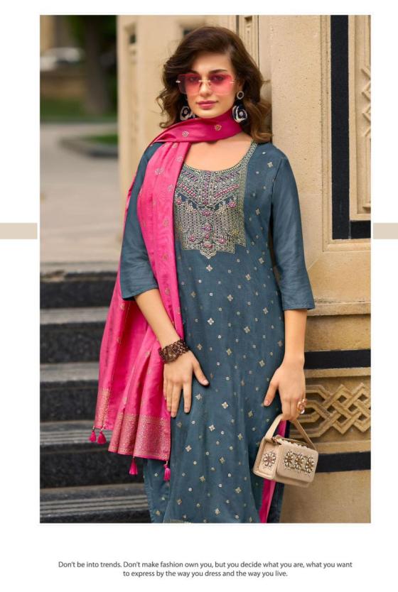 MITTOO-AFREEN-PURE-MUSLINE-JAQAURD-WITH-SANTOON-INNER-AND-THREAD-HANDWORK-3