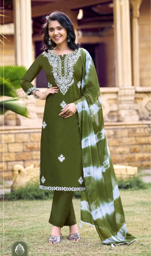 OSSM-LAKHNAVI-REYON-22KG-HEAVY-EMBROIDERY-AND-CHINON-FABRIC-DUPATTA-KURTI-CATALOGUE-4