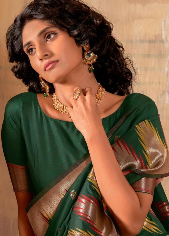 rajpath-menka-silk-Banarasi-Silk-Saree-Features-An-Elegant-Temple-Border-Design-All-Our-Saree-catlog-7