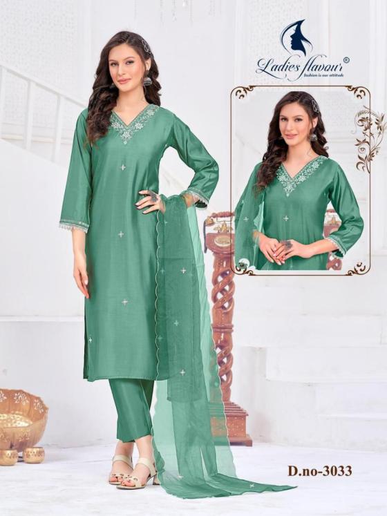 VAHANVATI-ENERPRICE-LADIES-FLAVOUR-D.NO-3032-3033-ROMAN-WITH-HEAVY-EMBROIDERY-WORK-WITH-COTTON-INNER-KURTI-PANT-DUPATTA-CATLOG-2